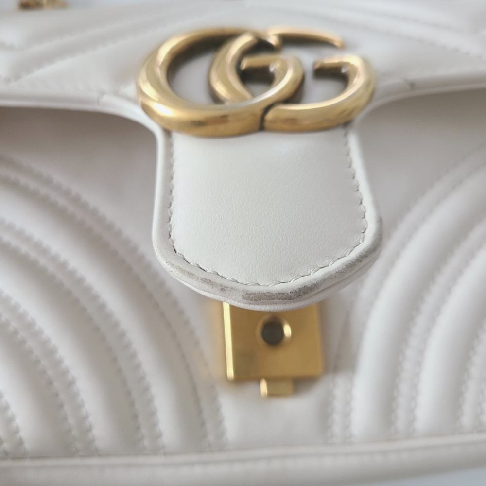 Gucci GG Marmont matelassé mini bag - Picture 6 of 15